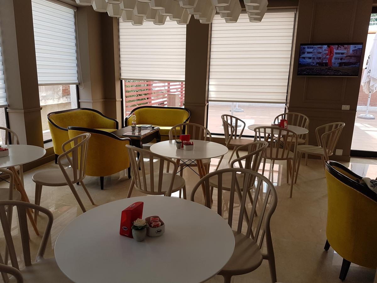 Hotel De Charme (Adults Only) Тирана Экстерьер фото